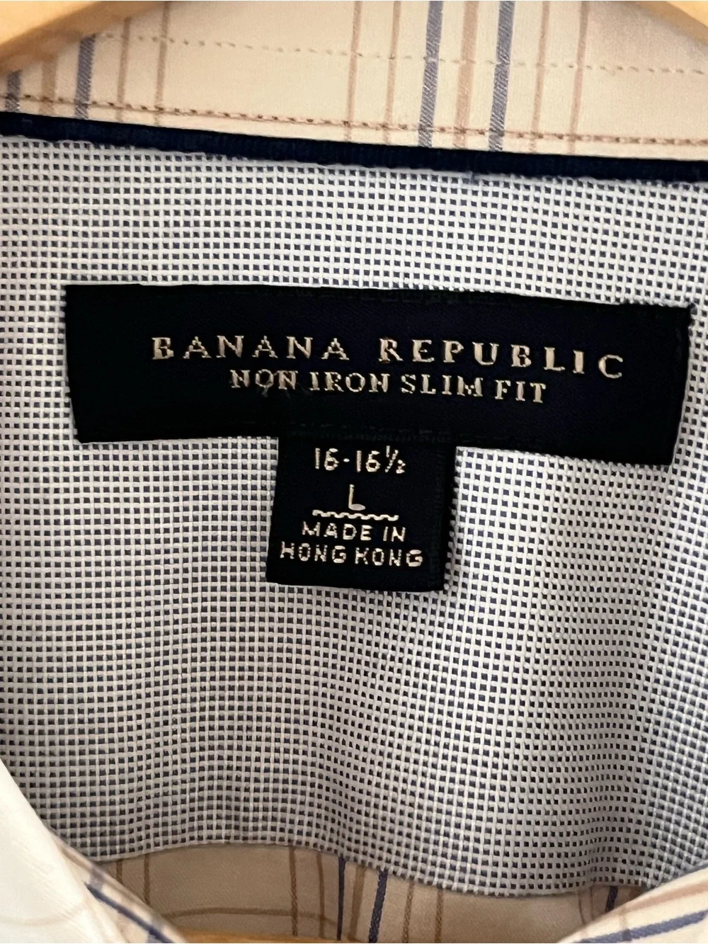 Banana Republic Men's cream and Blue Plaid Dress Shirt